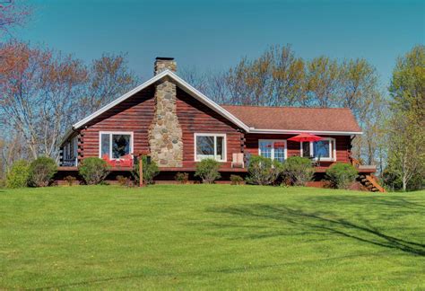 5 bds; 3 ba; 2,280 sqft - Active. . Vermont homes for sale